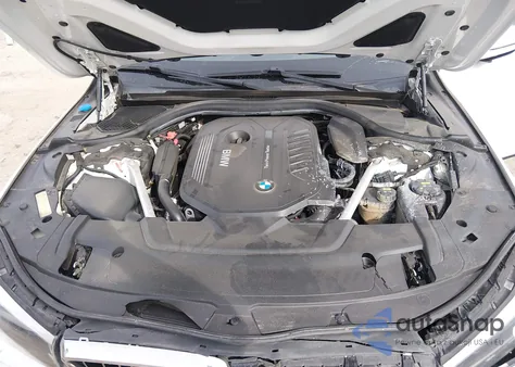 2019 BMW 740I из США, поврежденный, VIN WBA7E2C59KB454433